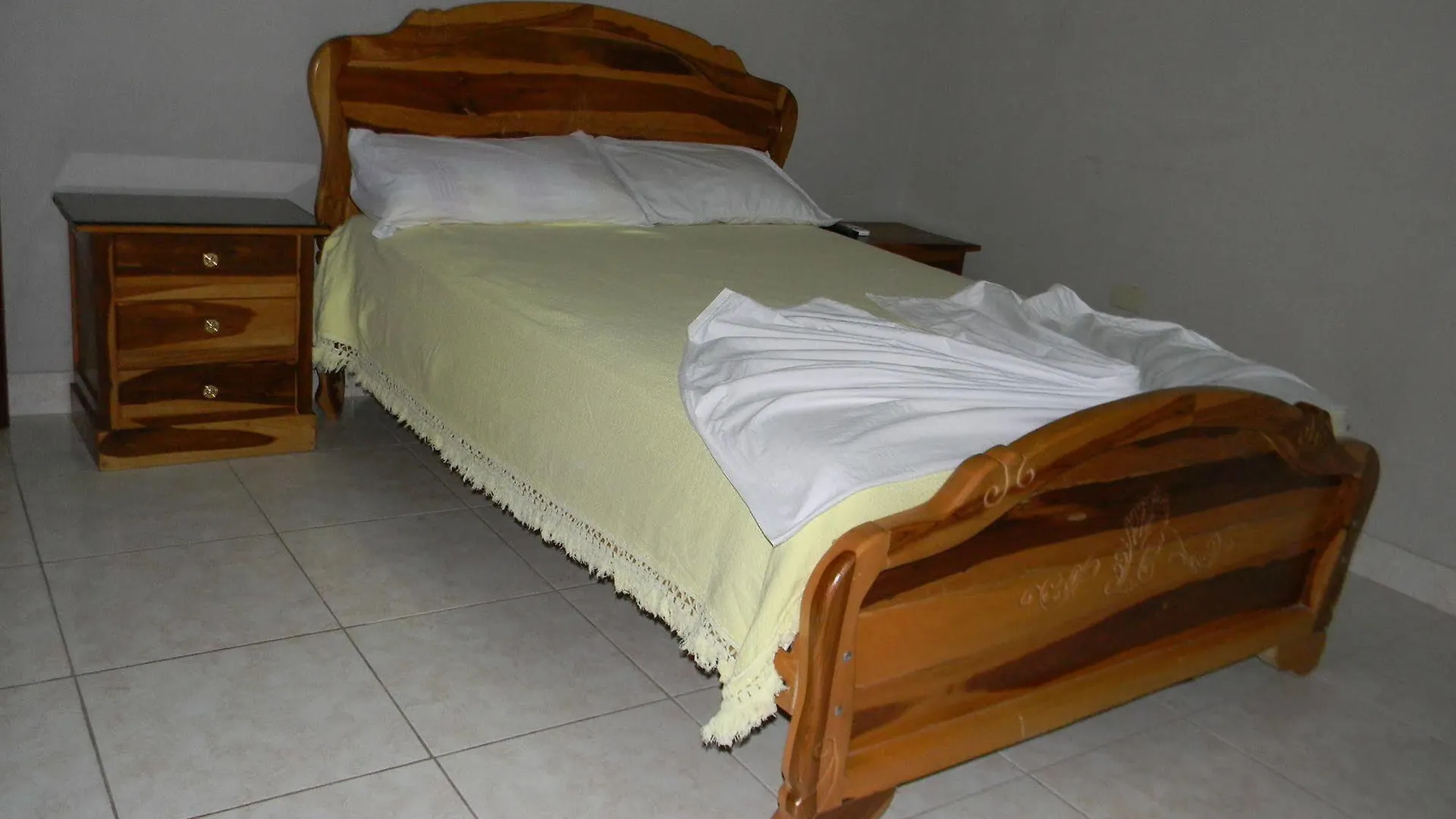 **  Rio Guayas Hotel Guayaquil Ecuador